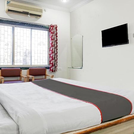Collection O Shreya Hotel Talegaon Dabhade Ngoại thất bức ảnh