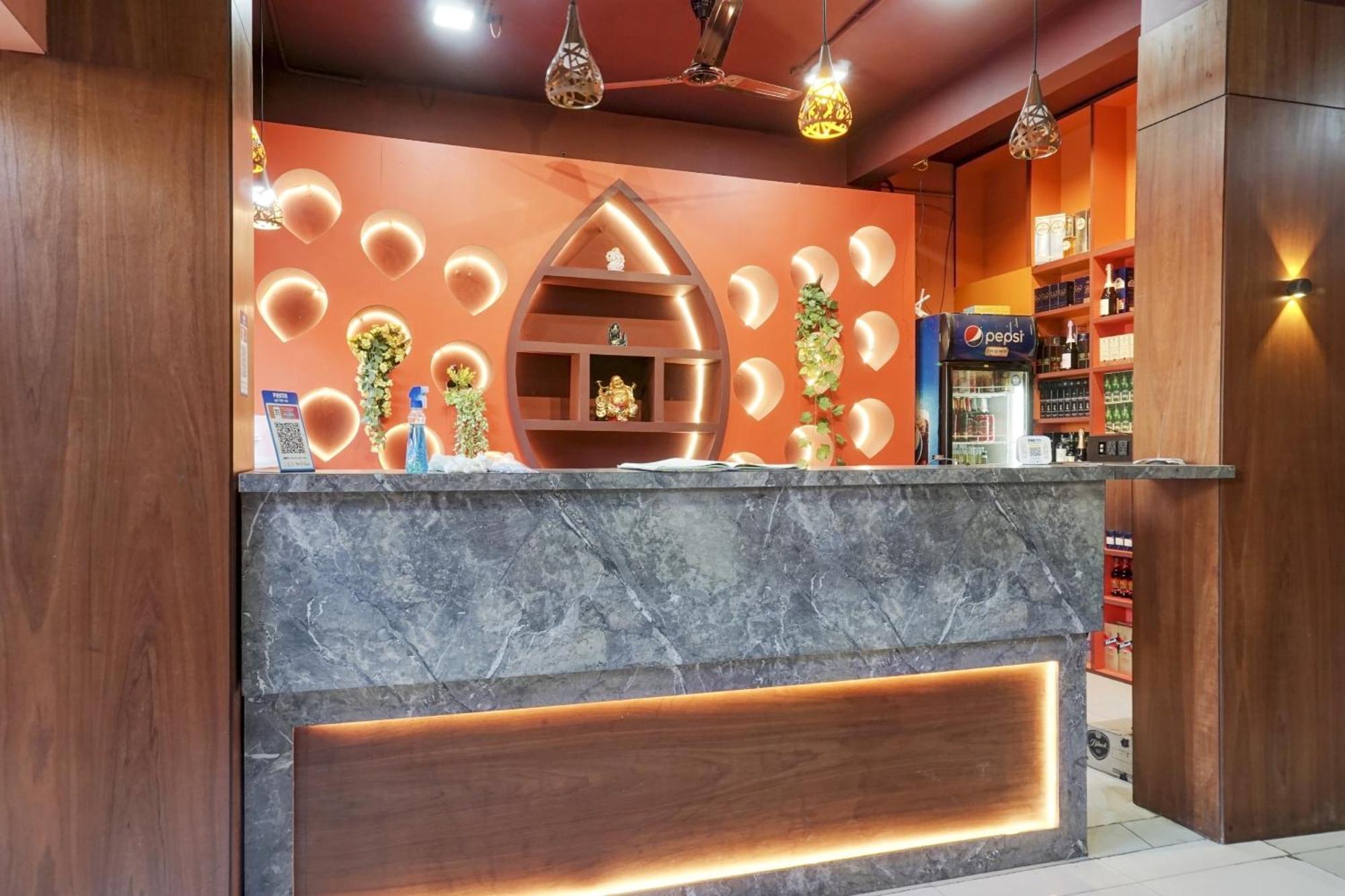 Collection O Shreya Hotel Talegaon Dabhade Ngoại thất bức ảnh