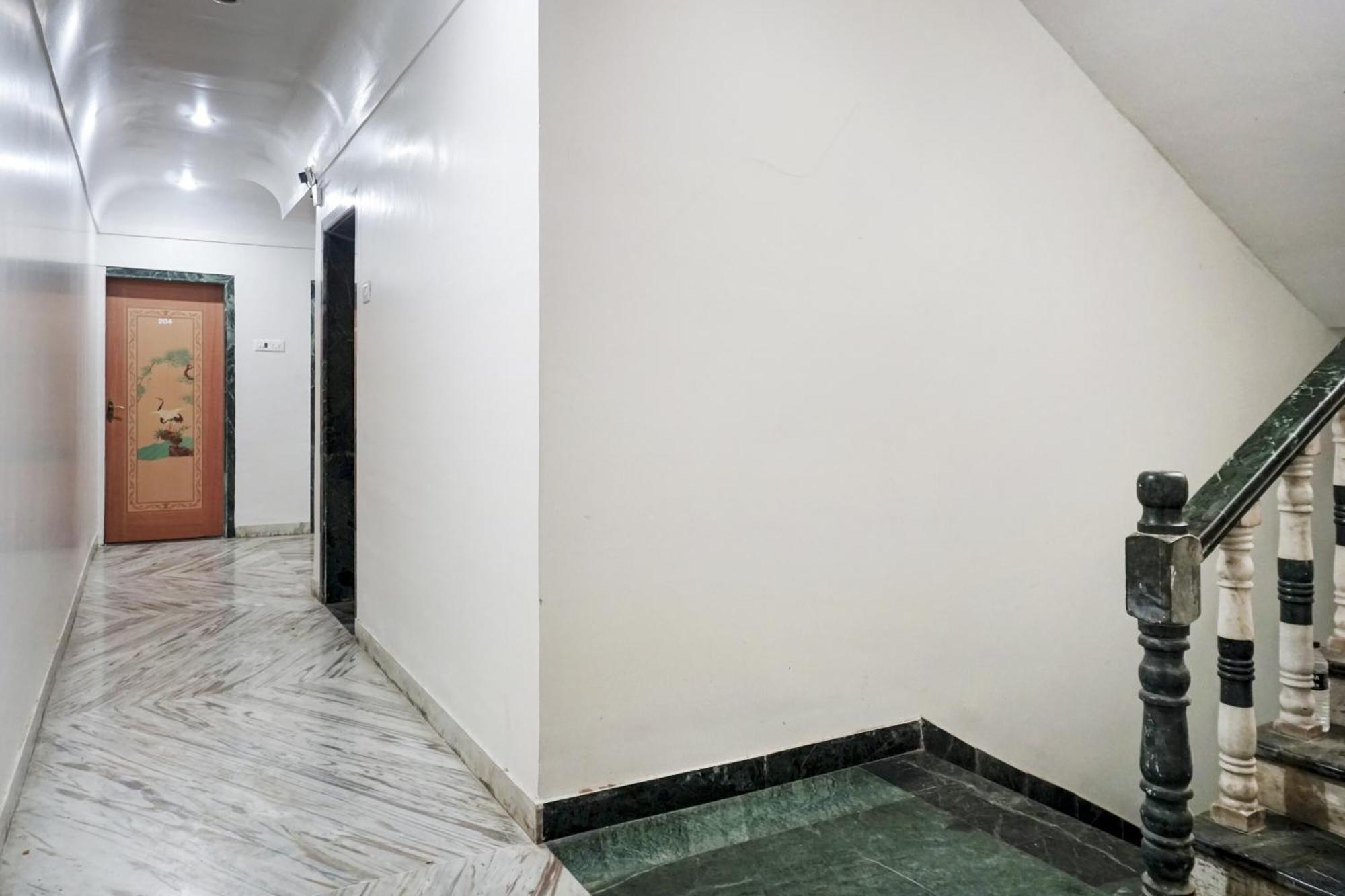 Collection O Shreya Hotel Talegaon Dabhade Ngoại thất bức ảnh
