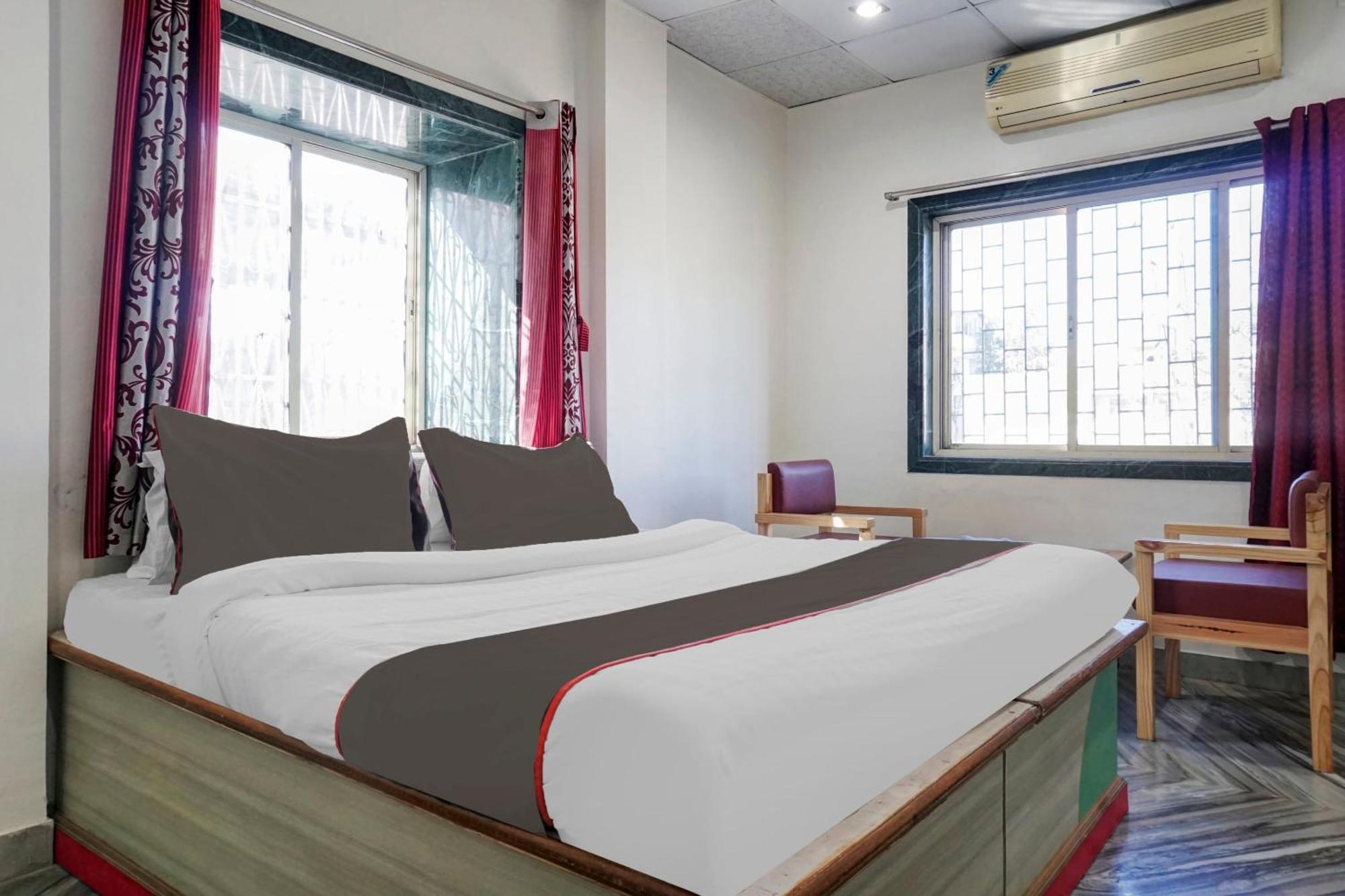 Collection O Shreya Hotel Talegaon Dabhade Ngoại thất bức ảnh